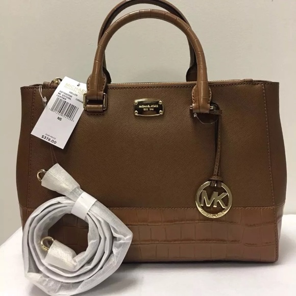 Michael Kors Handbags - NWT MICHAEL KORS KELLEN LUGGAGE MD SATCHEL LEATHER